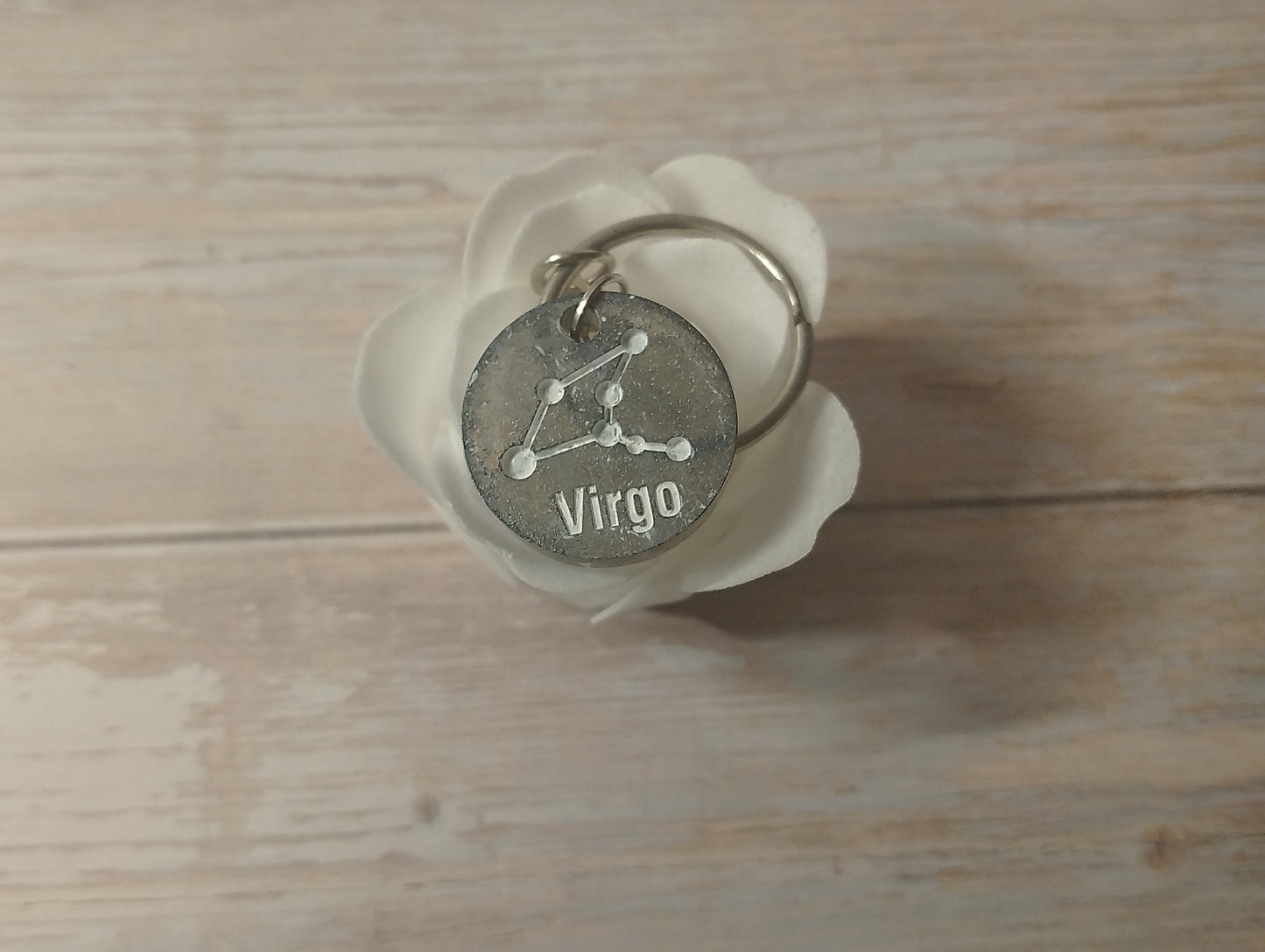 Fond Gris, Ecriture Blanc