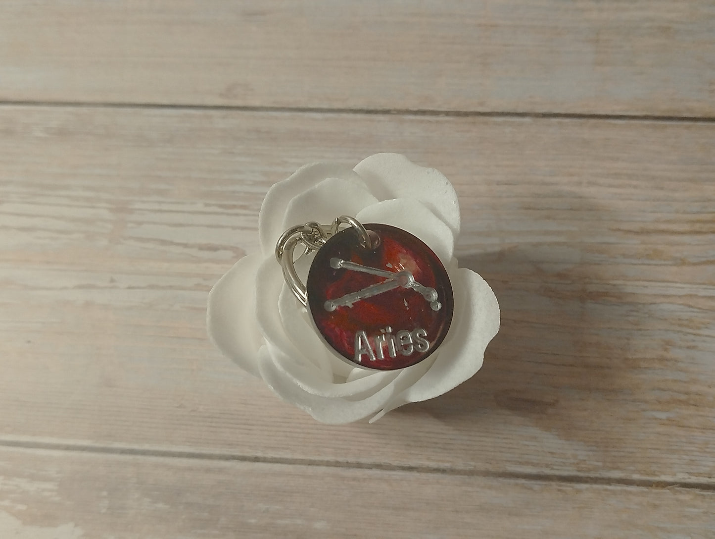 Fond Noir, Ecriture Argenté