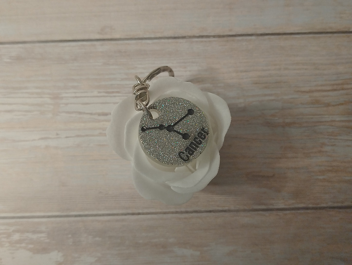 Fond Argenté, Ecriture Noir