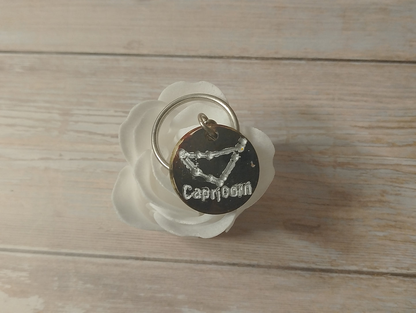 Fond Noir, Ecriture Argenté