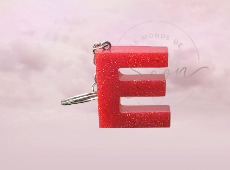 Lettre E