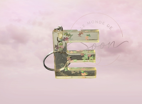 Lettre E