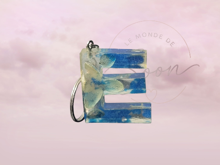 Lettre E
