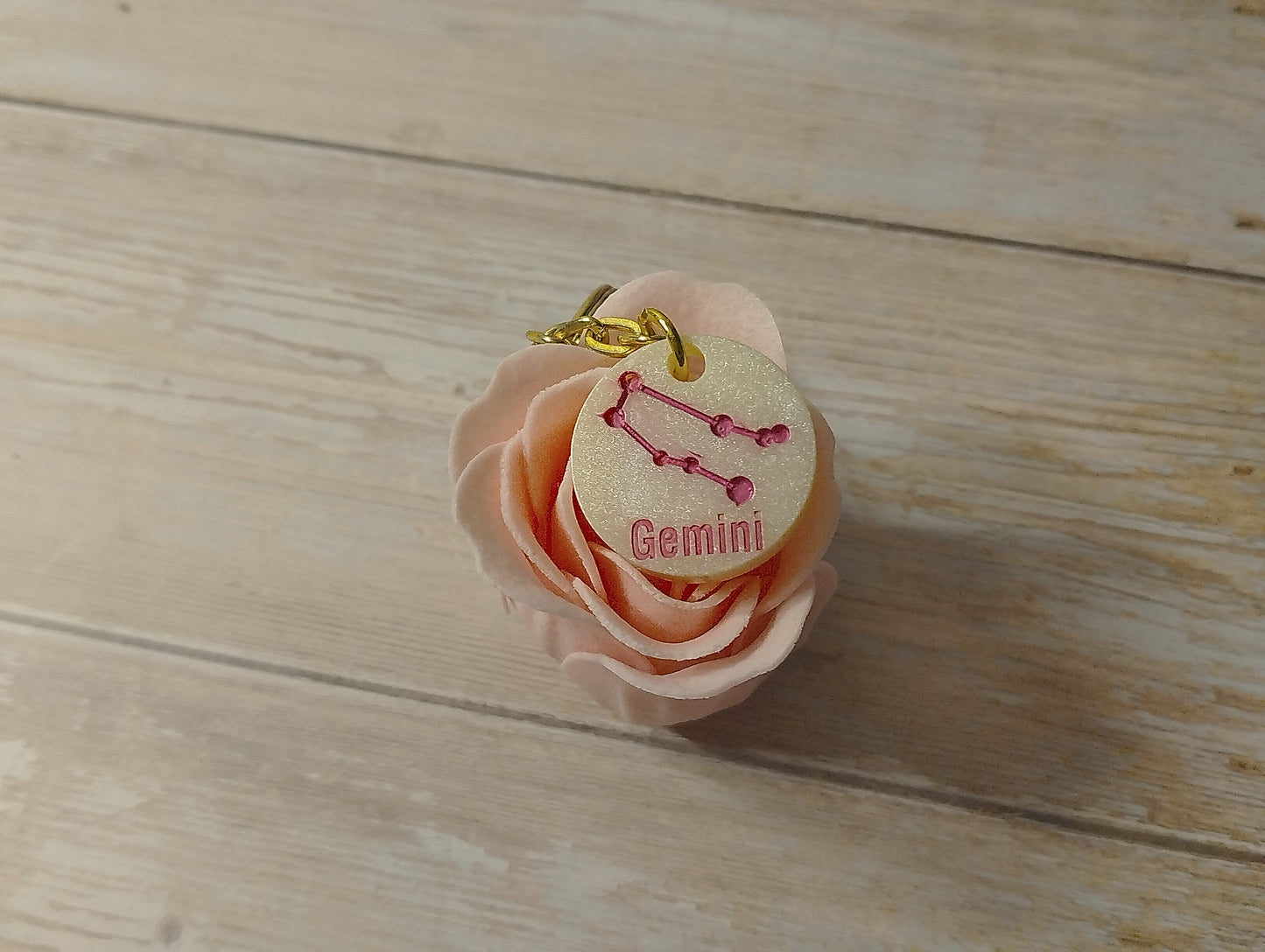 Fond Blanc, Ecriture Rose