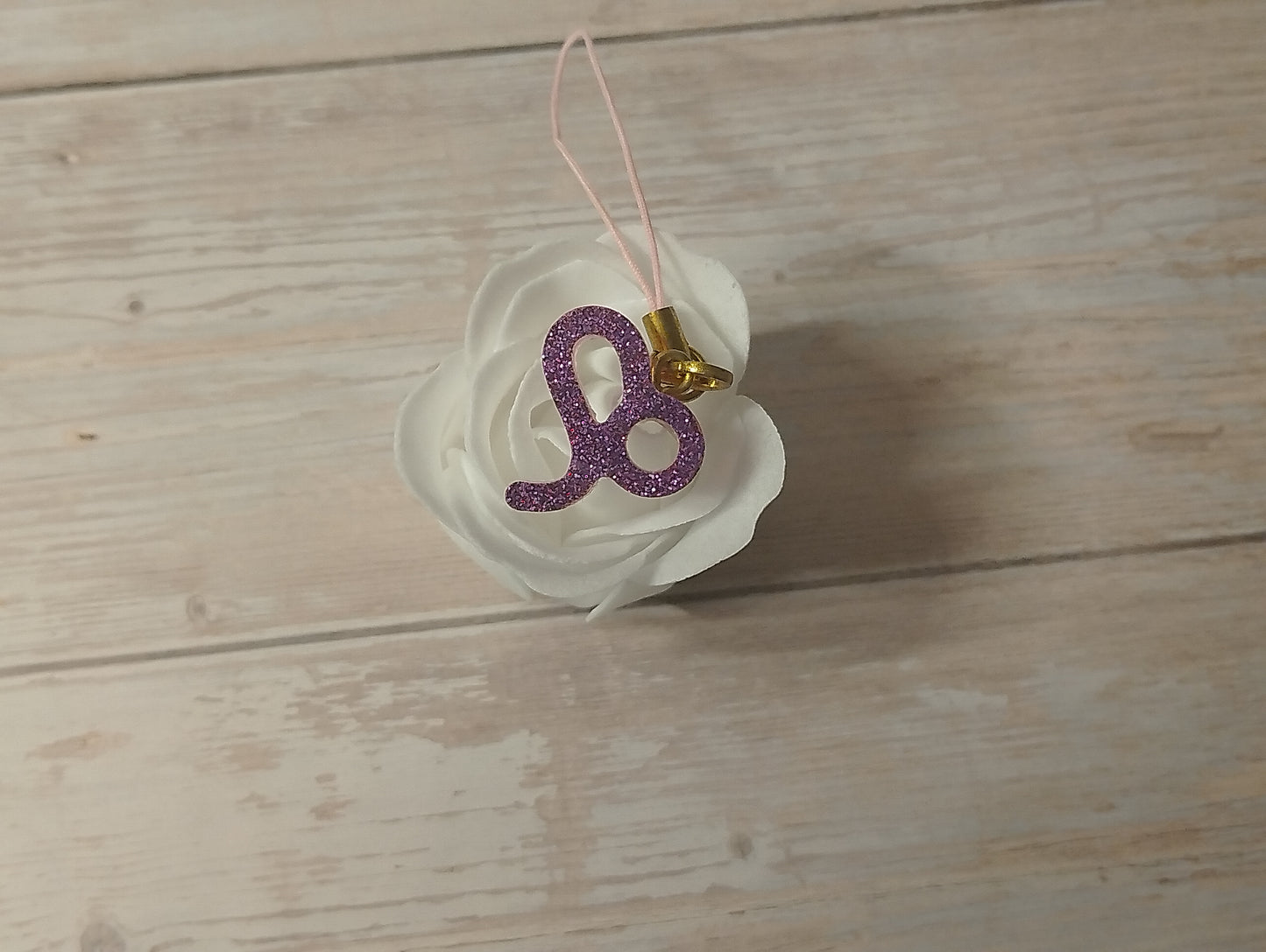 Signe Violet pailleté