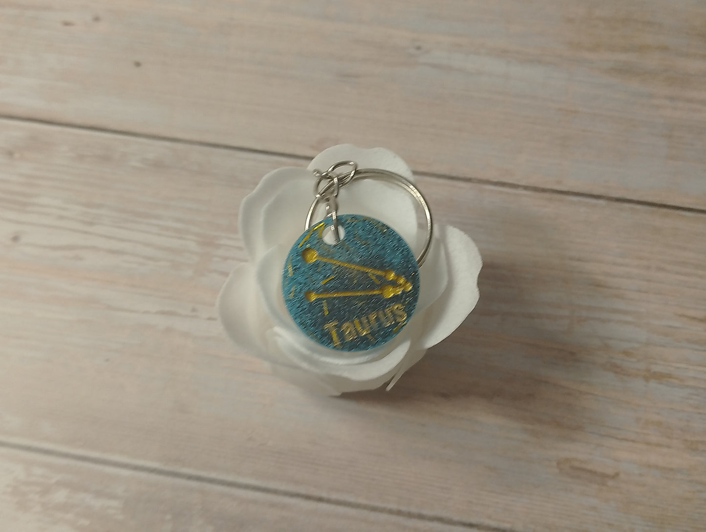 Fond Bleu, Ecriture Doré