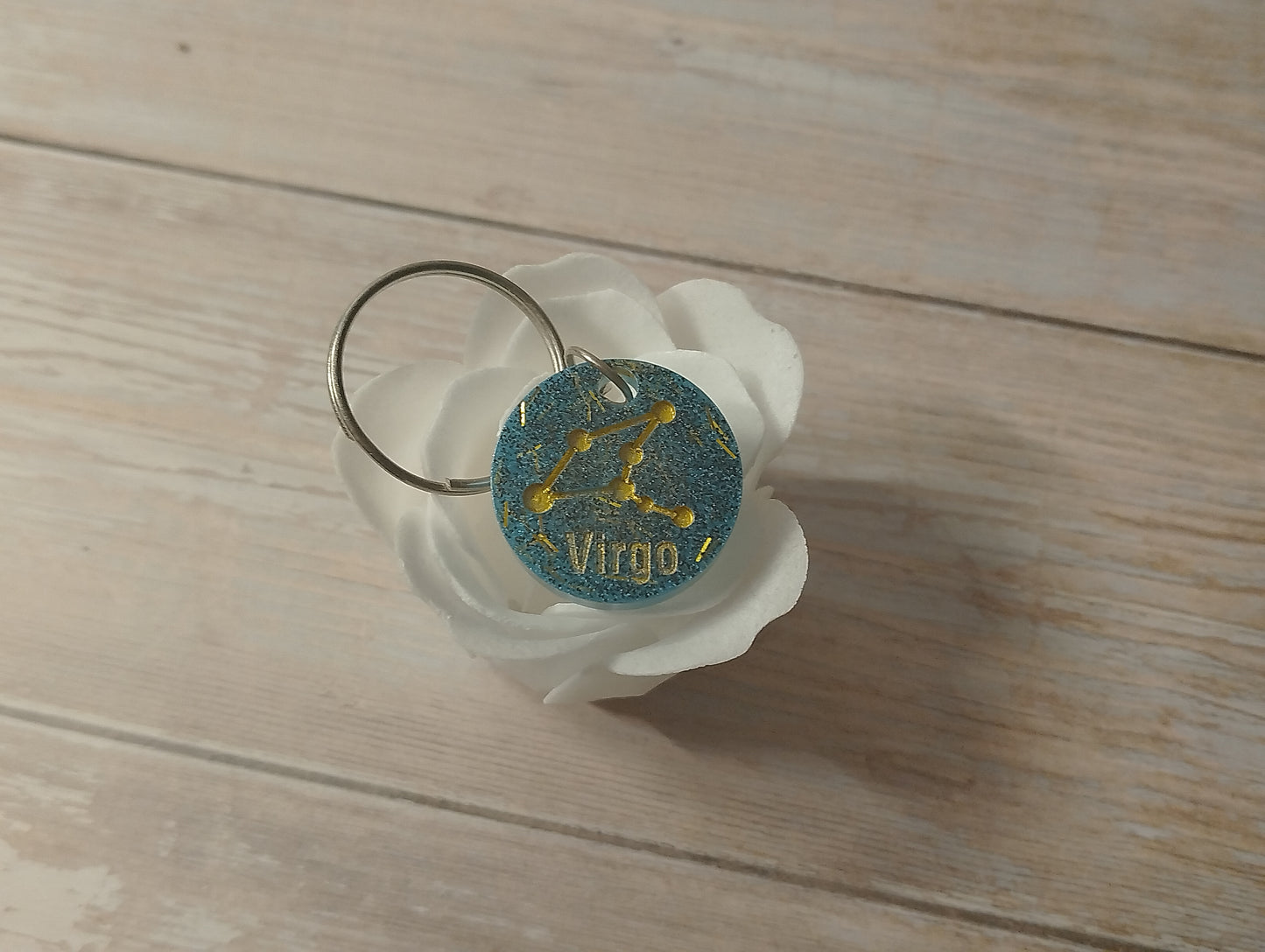 Fond Bleu, Ecriture Doré